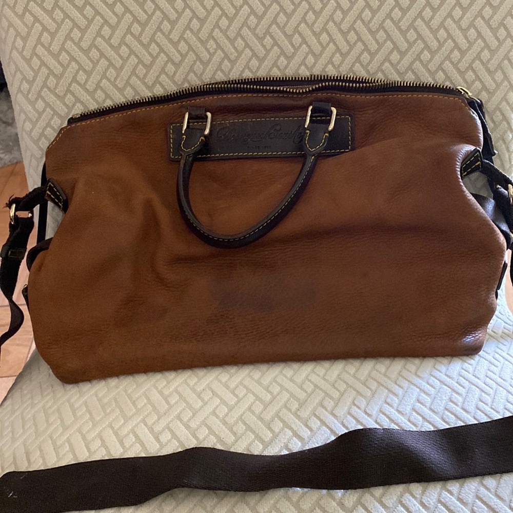 Dooney & Bourke Newbuck leather handbag